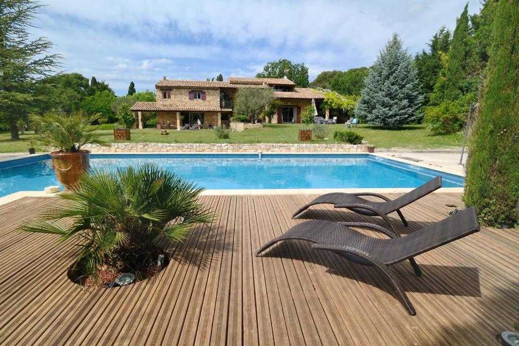 Mas Au Coeur De La Provence & Spa แซ็งต์-กันนาต์ ภายนอก รูปภาพ