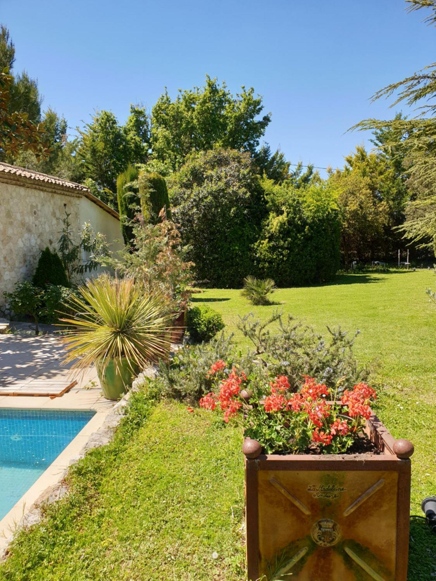 Mas Au Coeur De La Provence & Spa แซ็งต์-กันนาต์ ภายนอก รูปภาพ